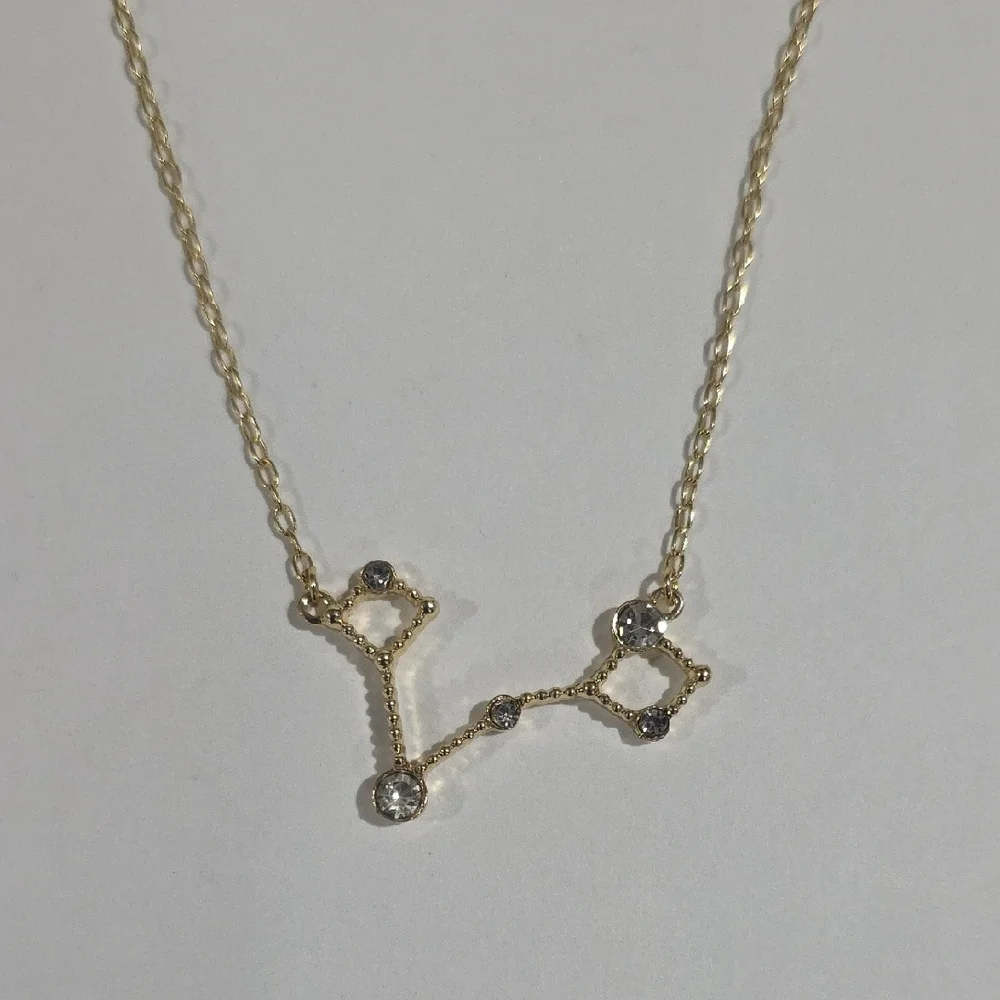 N/A elegant gold